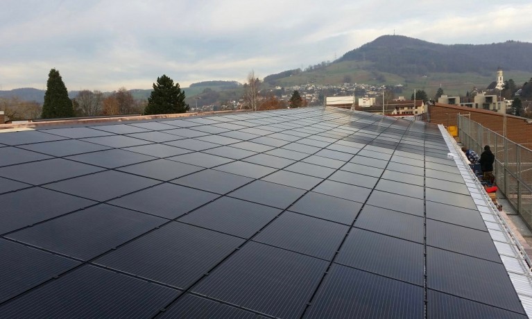 64.35 kWp Indach – 5070 Frick