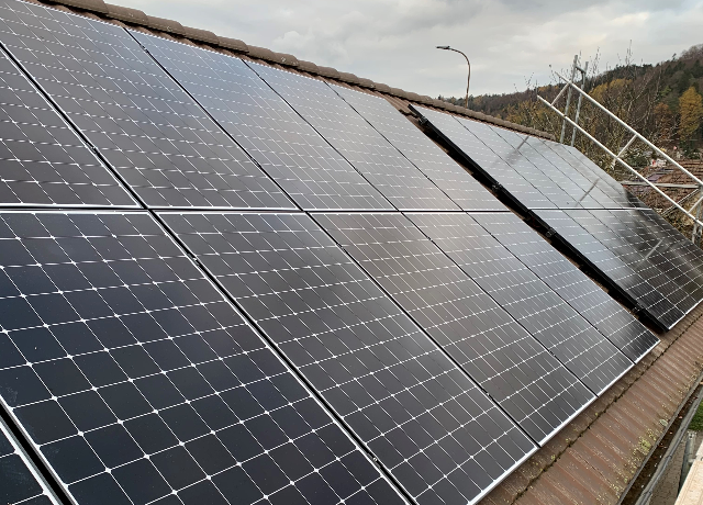 Photovoltaikanlage 2x 4.8 kWp auf gemeinsamen Carport 5084 Rheinsulz
